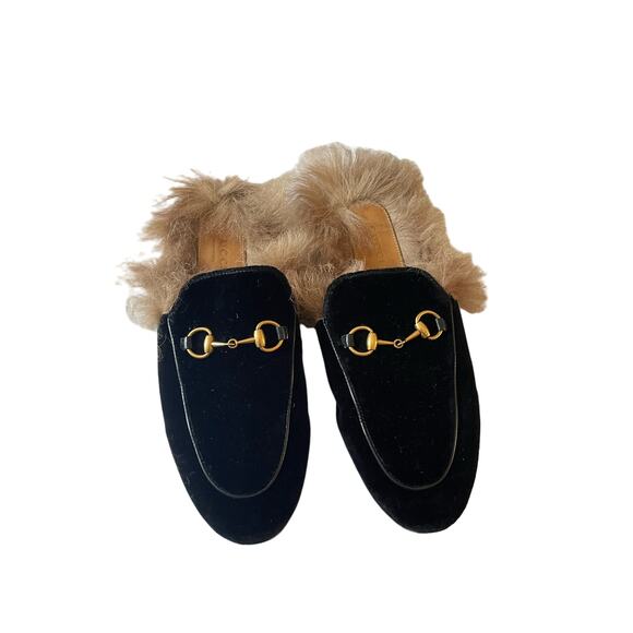 Gucci Princetown, Fur-lined Velvet Slippers, Black, Size: 37, pre-owned - Picture 1 of 6